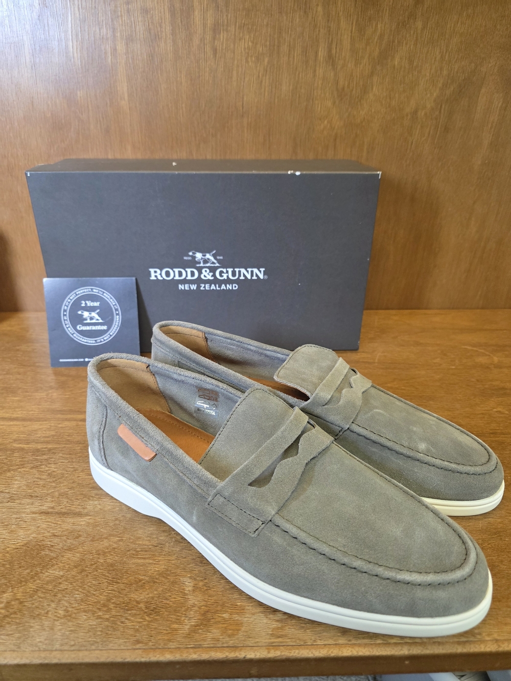 MADE IN PORTUGAL RODD & GUNN SUEDE LEATHER LOAFERS [NEW]